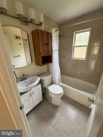 $680,000 | 418 Boyd Avenue, Takoma Park, MD 20912