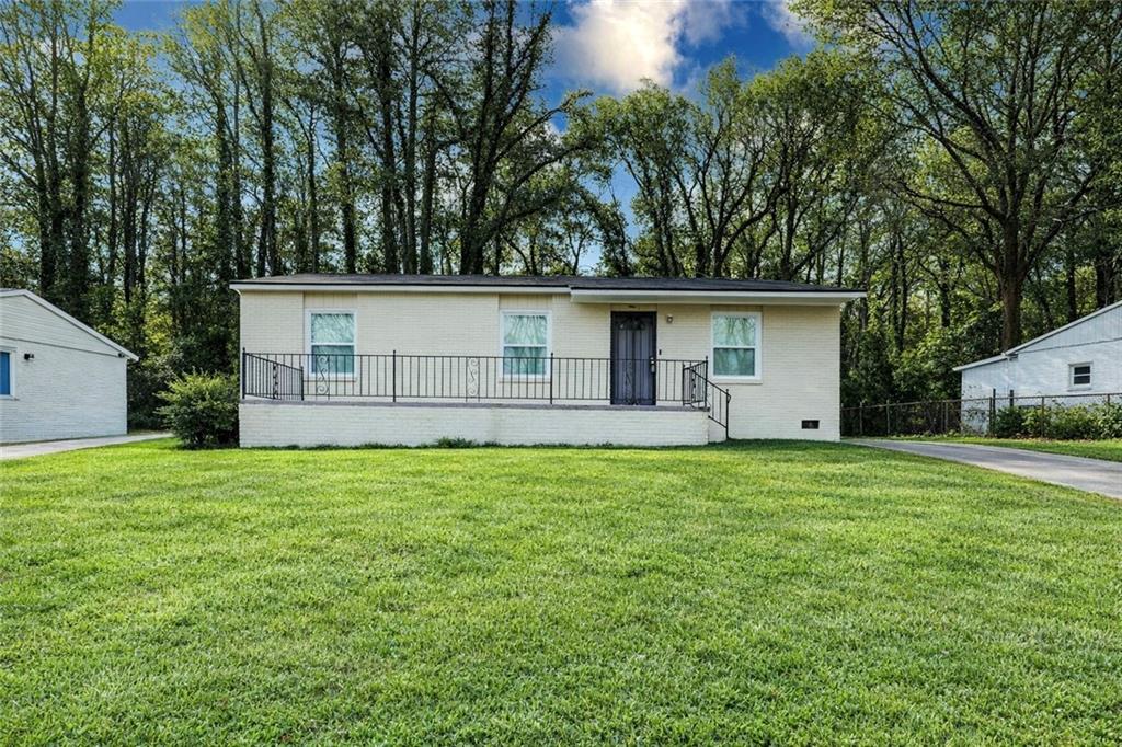 363 Argus Circle Northwest Atlanta, GA 30331 - Photo 1 of 14