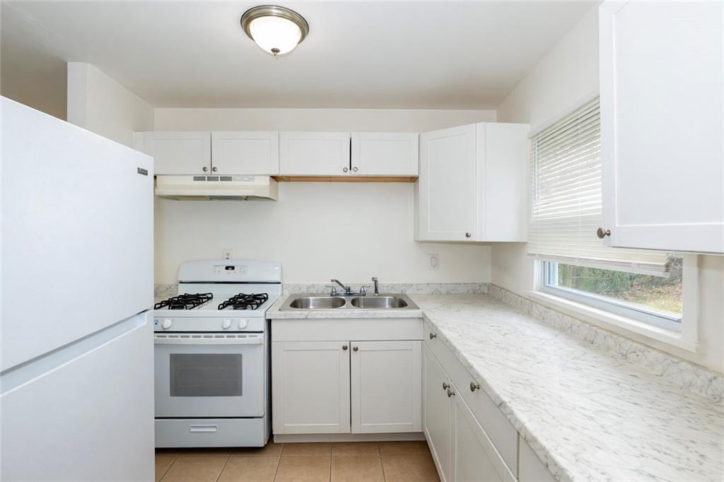 363 Argus Circle Northwest Atlanta, GA 30331 - Photo 12 of 14