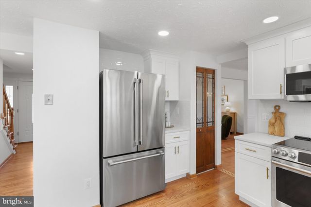 $1,175,000 | 7503 Candytuft Court, Springfield, VA 22153