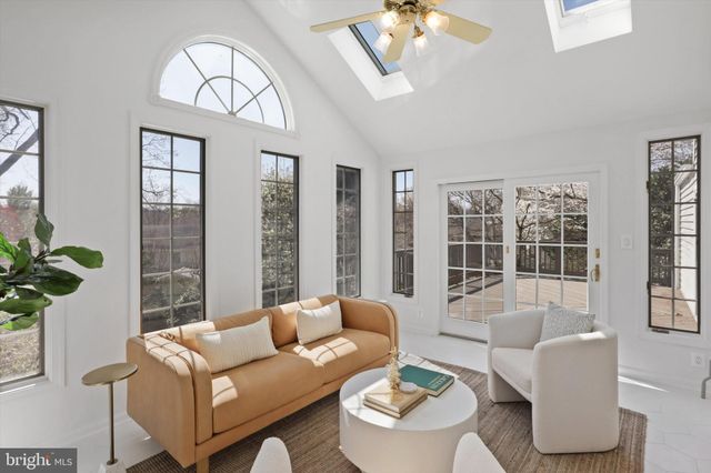 $1,175,000 | 7503 Candytuft Court, Springfield, VA 22153