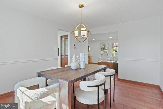 $1,175,000 | 7503 Candytuft Court, Springfield, VA 22153