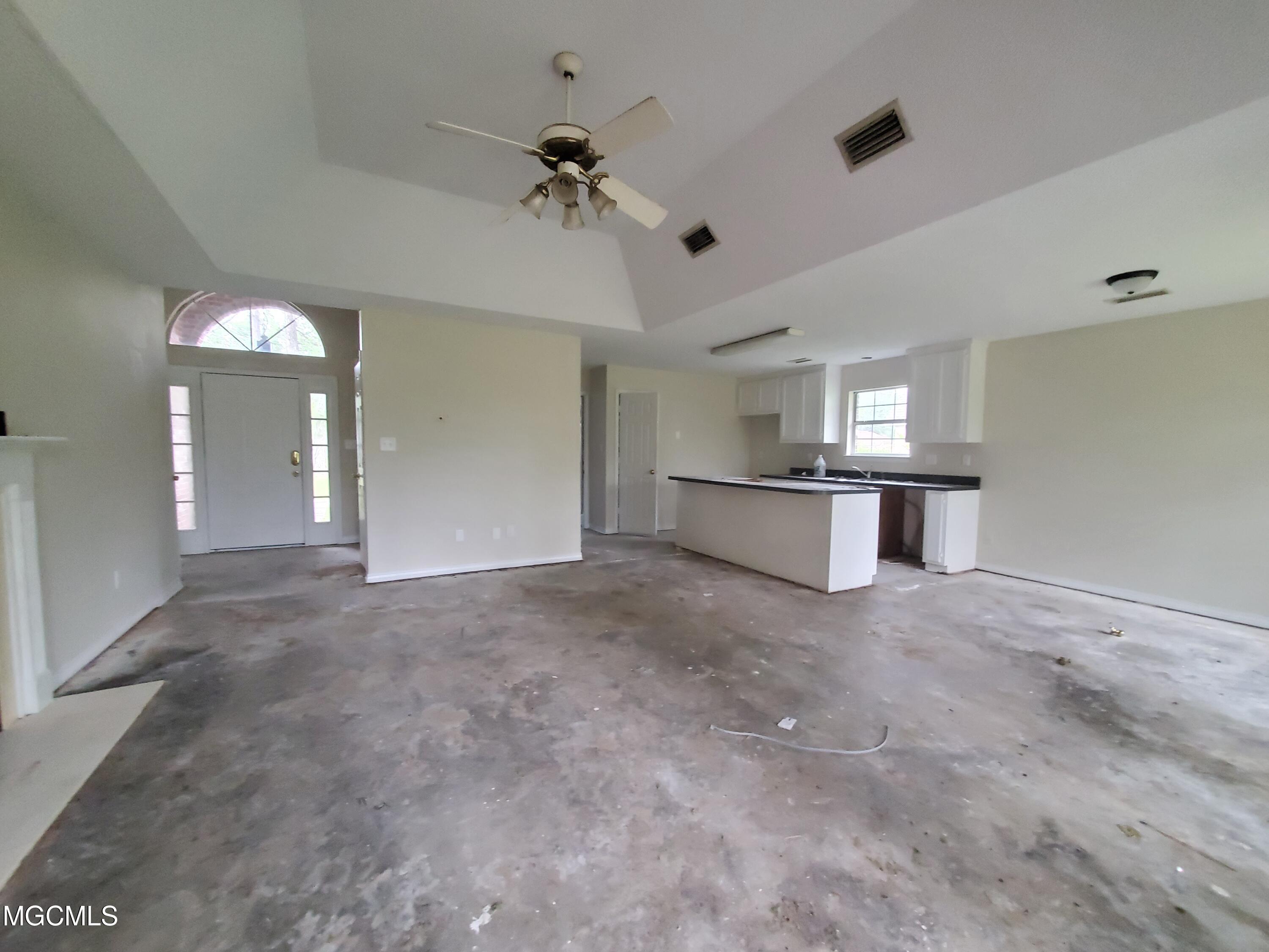 7912 Martin Bluff Road Gautier, MS 39553 - Photo 3 of 14 2 (2)