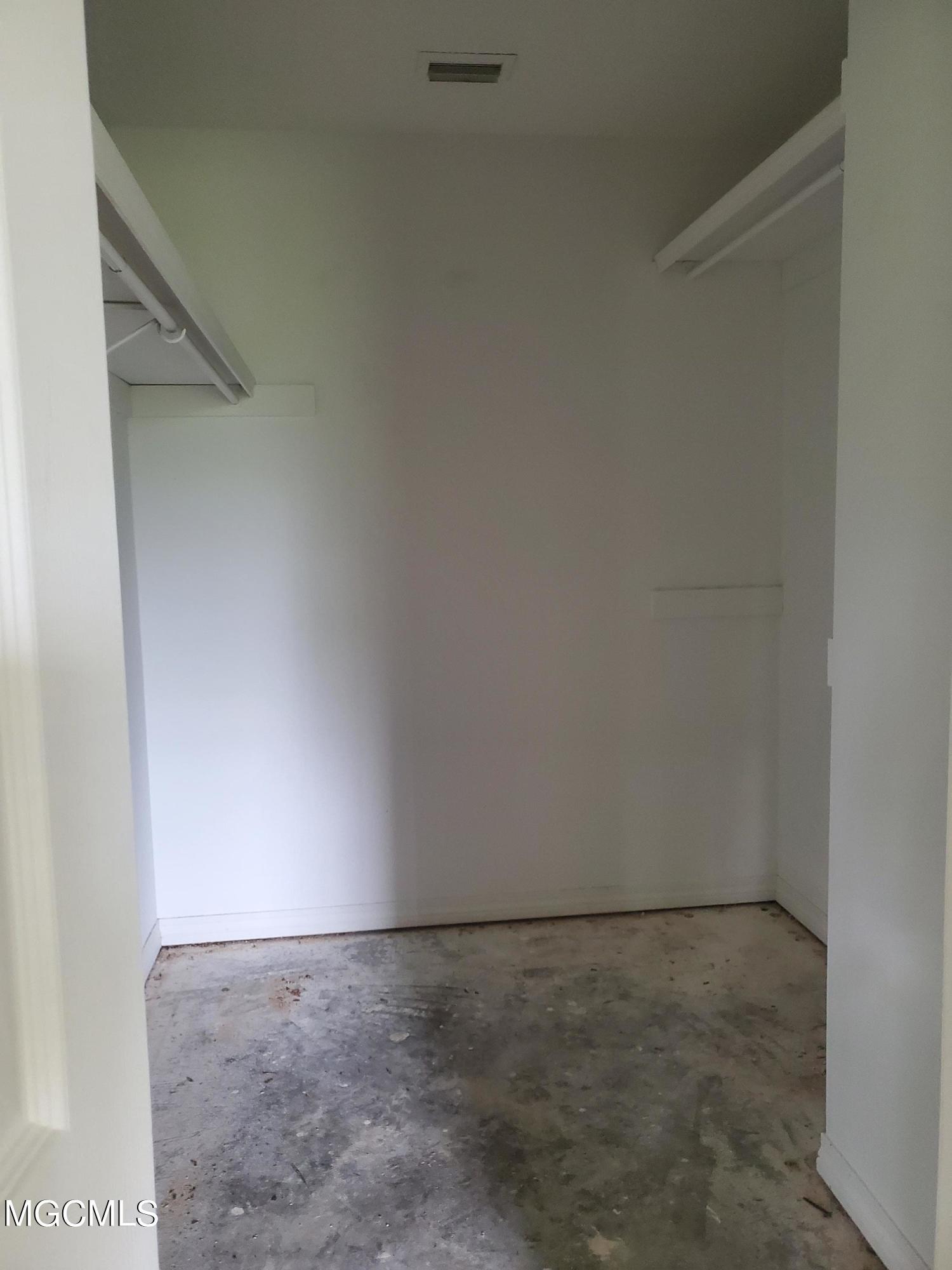 7912 Martin Bluff Road Gautier, MS 39553 - Photo 10 of 14 2 (9)