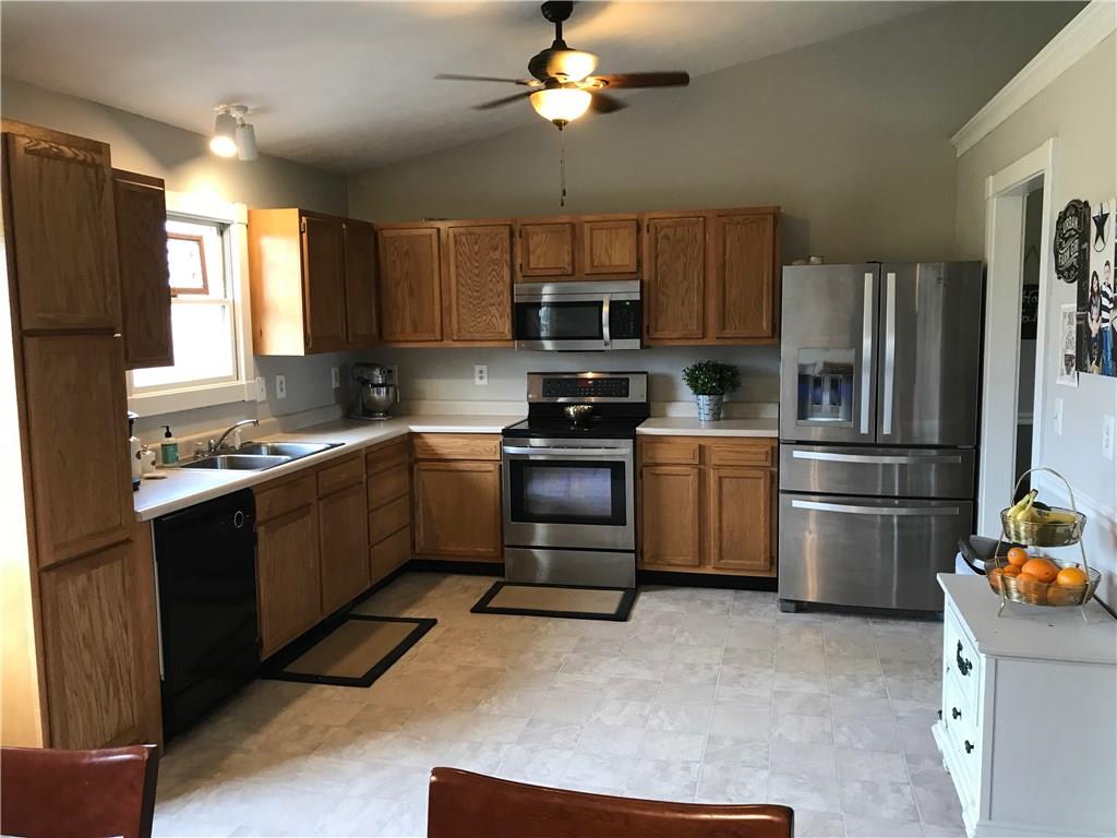 21092 Horton Road Sheridan, IN 46069 - Photo 13 of 41 Gallery Image 13