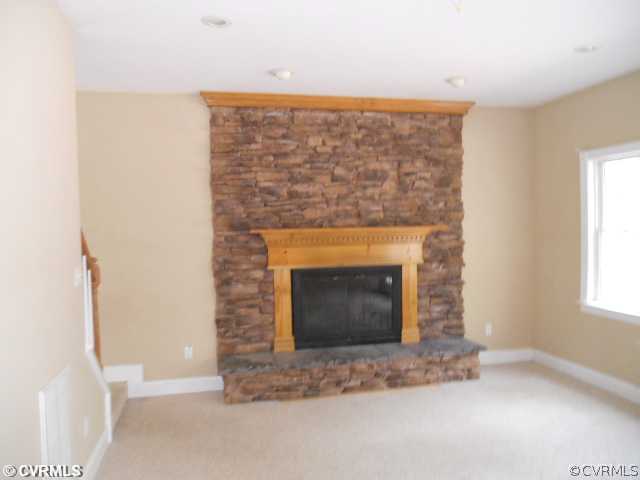 9721 Taylor Road Chesterfield, VA 23838 - Photo 4 of 6 a view of an empty room and window