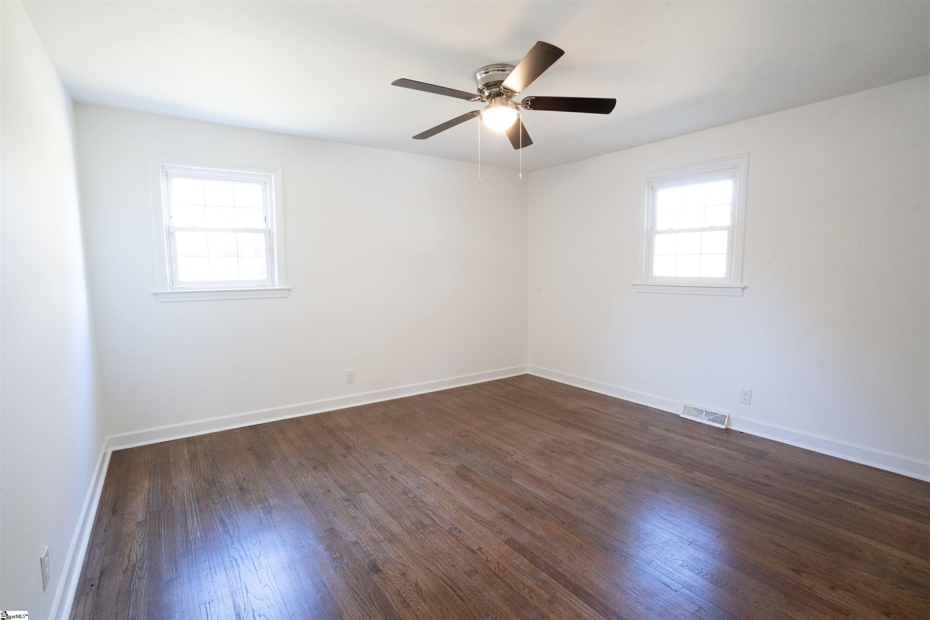 9 State Rd S-23-804 Greenville, SC 29611 - Photo 12 of 20 Gallery Image 12