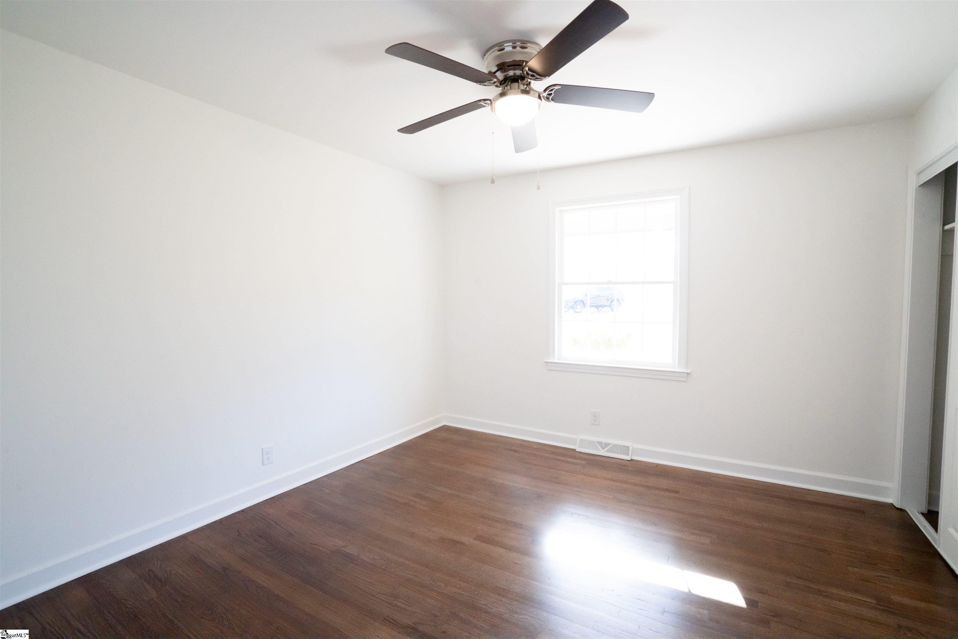 9 State Rd S-23-804 Greenville, SC 29611 - Photo 8 of 20 Gallery Image 8
