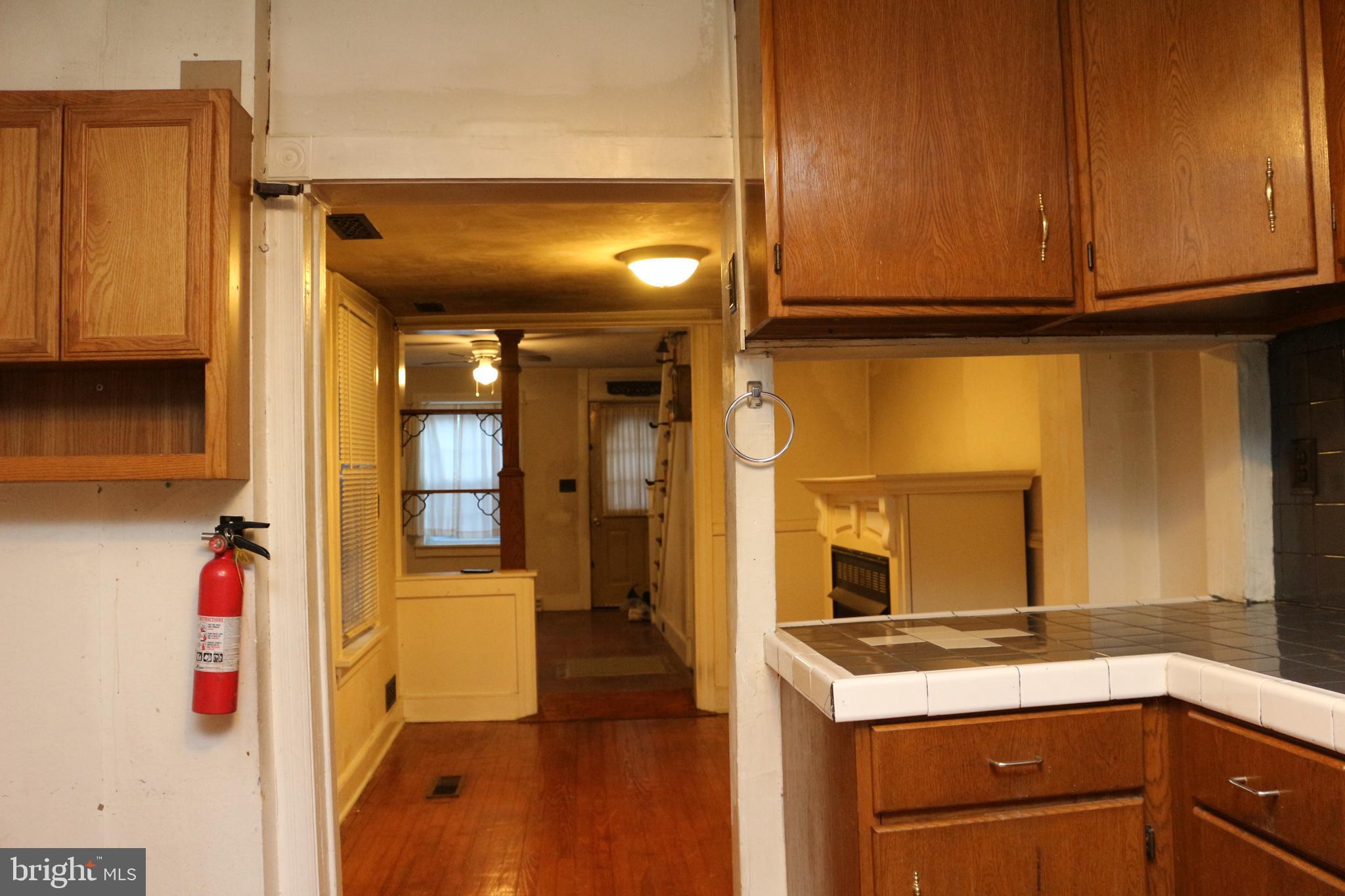 929 Washington Street Reading, PA 19601 - Photo 9 of 14 a bathroom with a sink and a mirror