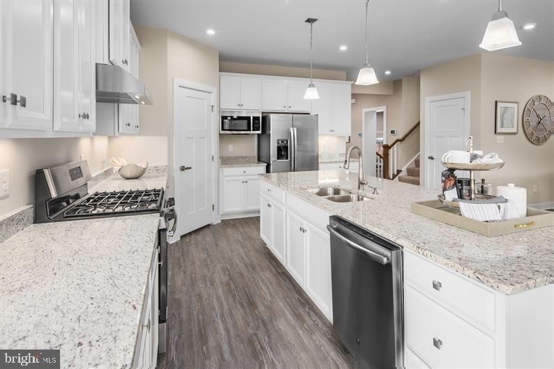 3145 Dodder Way Odenton, MD 21113 - Photo 5 of 31 Gallery Image 5
