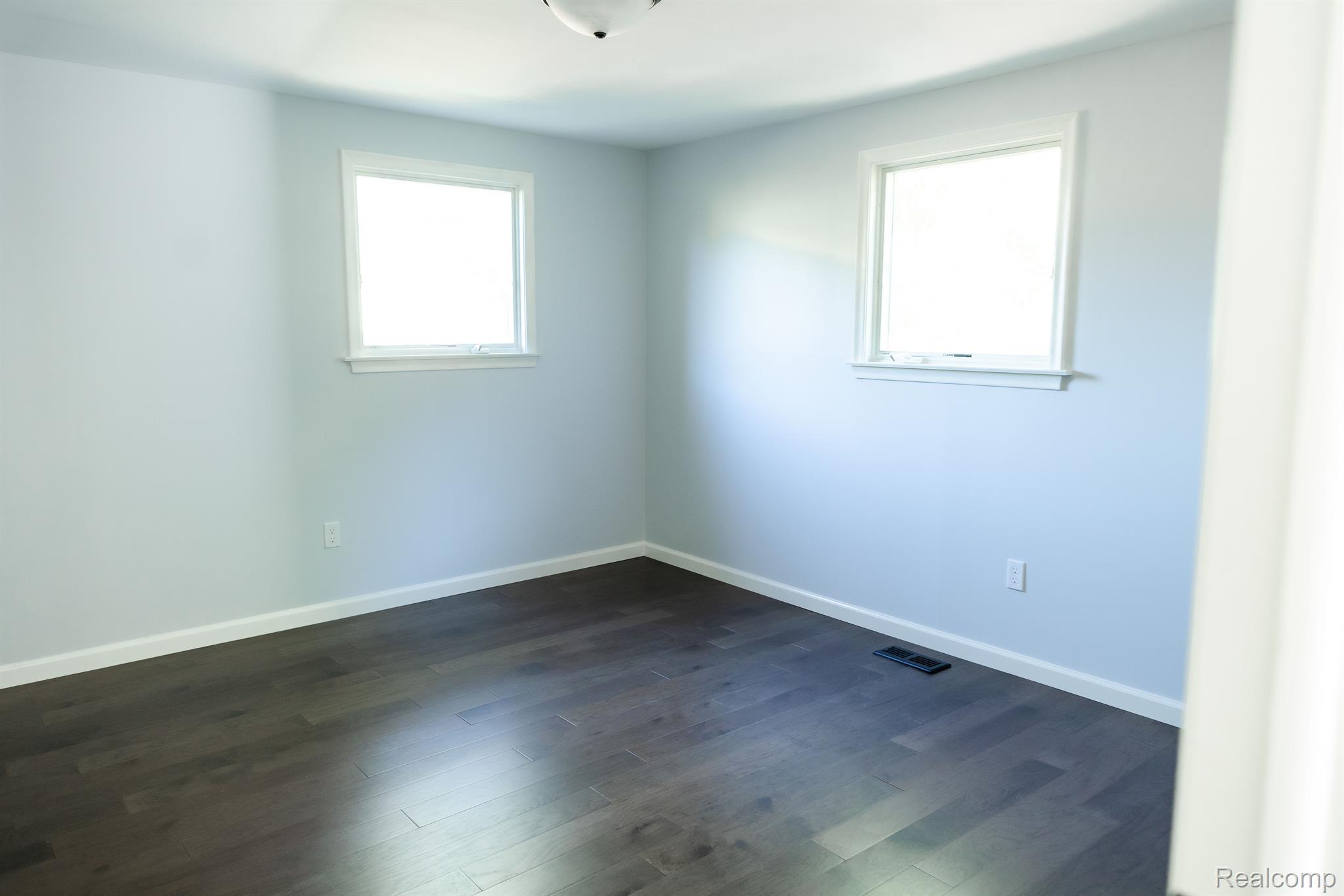 749 Spartan Drive Rochester, MI 48309 - Photo 23 of 49 Gallery Image 23