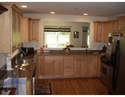 25 Main Street, Unit D Mendon, MA 01756 - Photo 3 of 7 Gallery Image 3