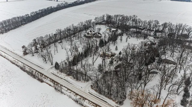 $410,000 | 18928 620th Street, Dodge Center, MN 55927