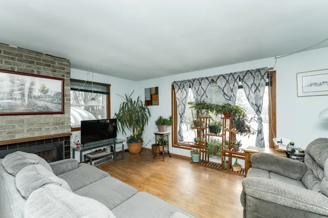 $410,000 | 18928 620th Street, Dodge Center, MN 55927