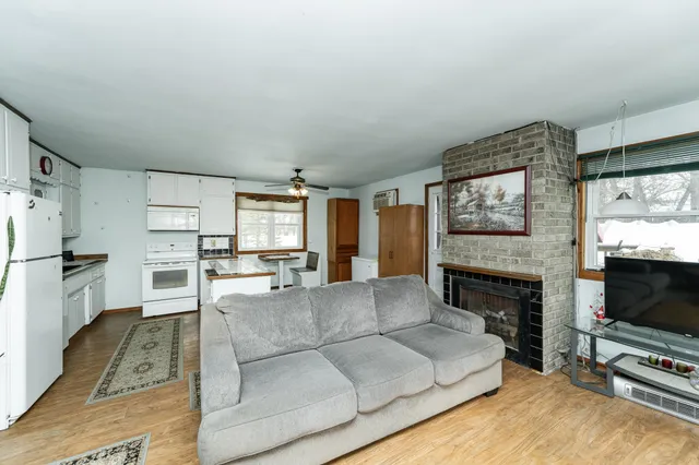 $410,000 | 18928 620th Street, Dodge Center, MN 55927