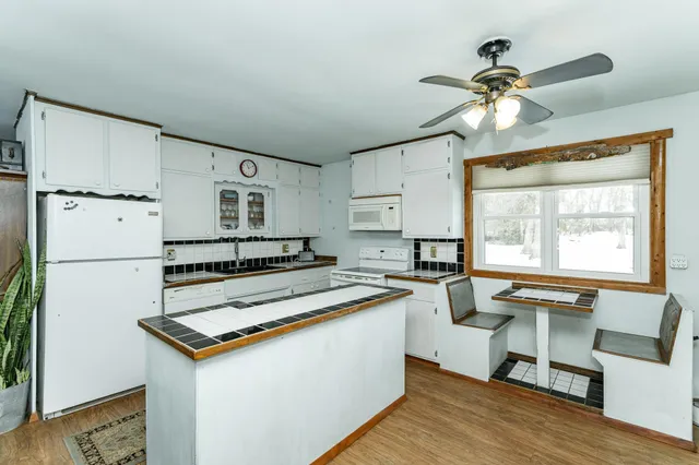 $410,000 | 18928 620th Street, Dodge Center, MN 55927