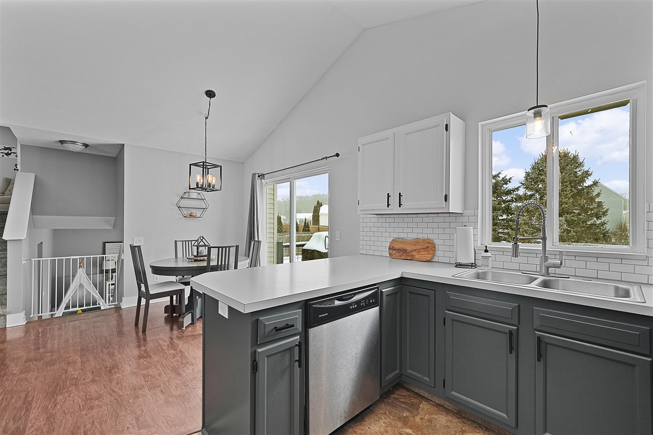 11487 Barnsley Road Lowell, MI 49331 - Photo 11 of 30