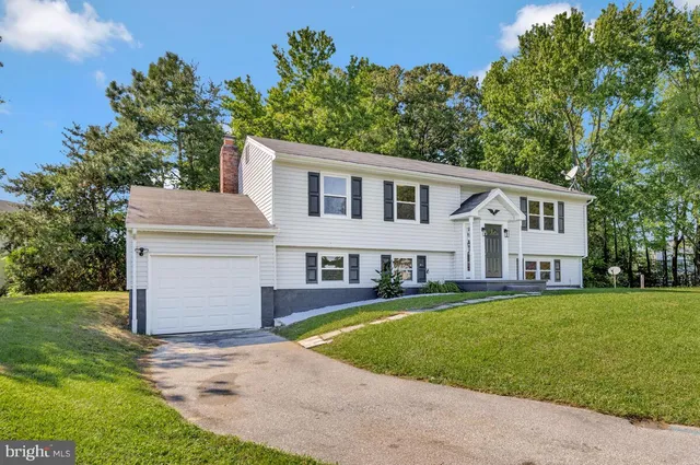 $2,850 | 21969 Rosewood Terrace, Lexington Park, MD 20653