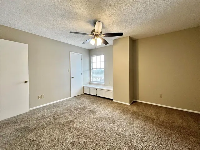 $1,250 | 1231 Dallas Drive, Denton, TX 76205