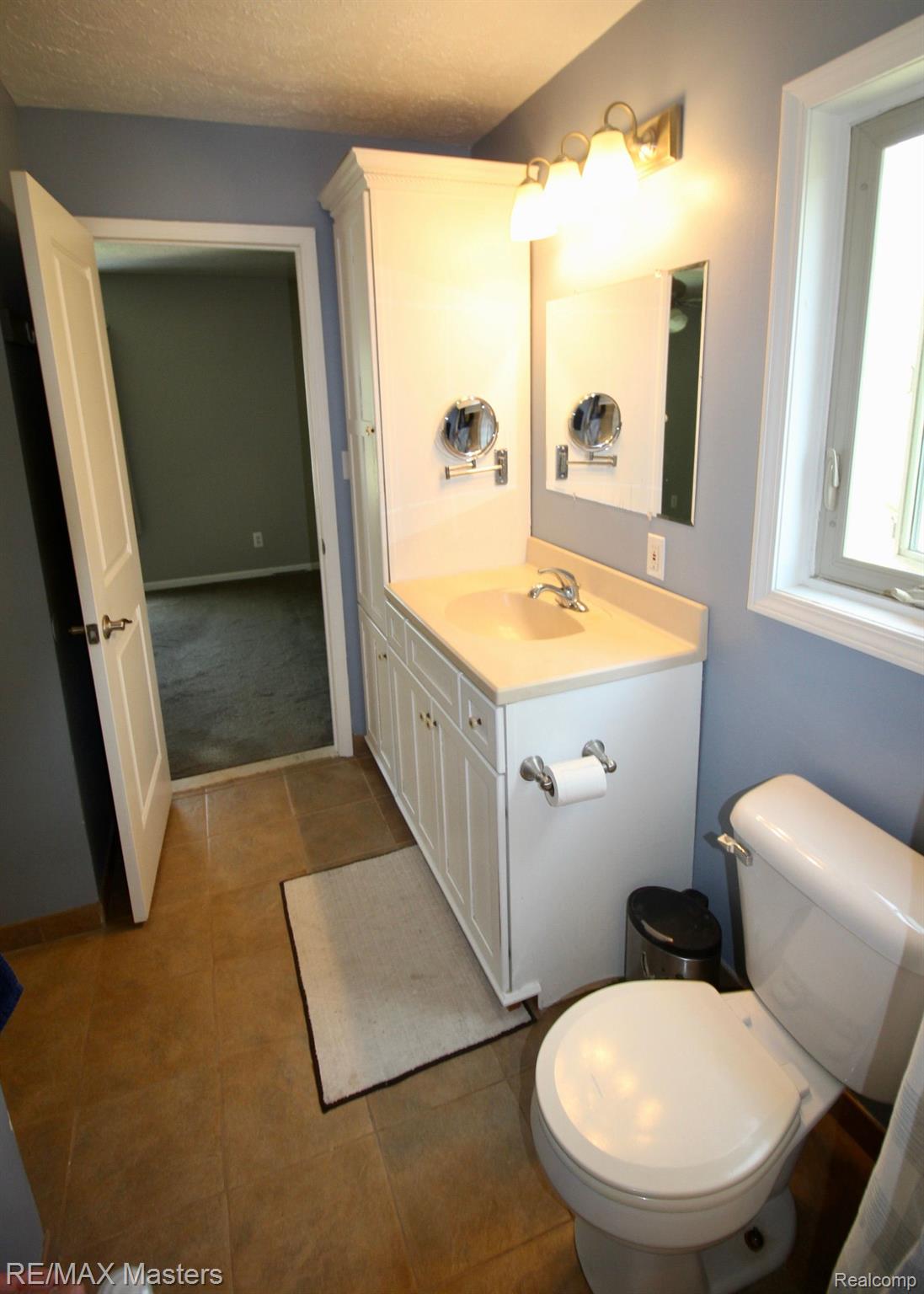 33459 Willow Road New Boston, MI 48164 - Photo 23 of 47 Plenty of room.