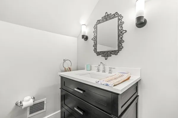 $7,000 | 2 Phillips Pond Road, Unit B, Natick, MA 01760