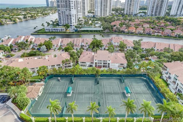 $825,000 | 21050 Point Place, Unit 1806, Aventura, FL 33180