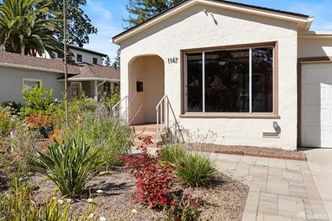 $1,330,000 | 1147 King Street, Redwood City, CA 94061