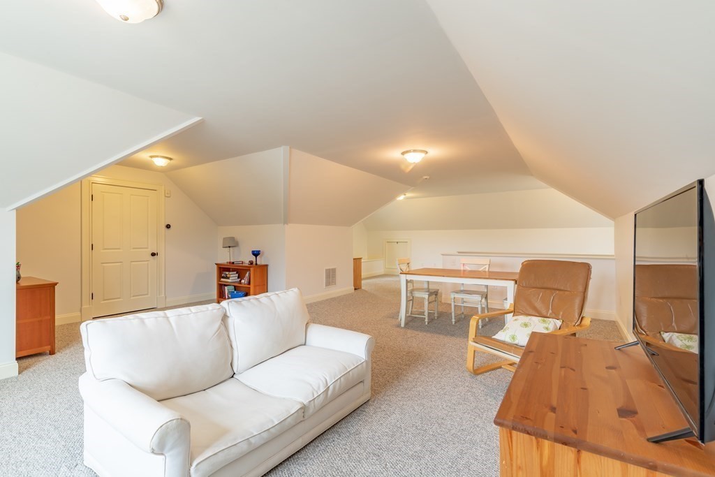 56 Pilgrim Road Concord, MA 01742 - Photo 20 of 21