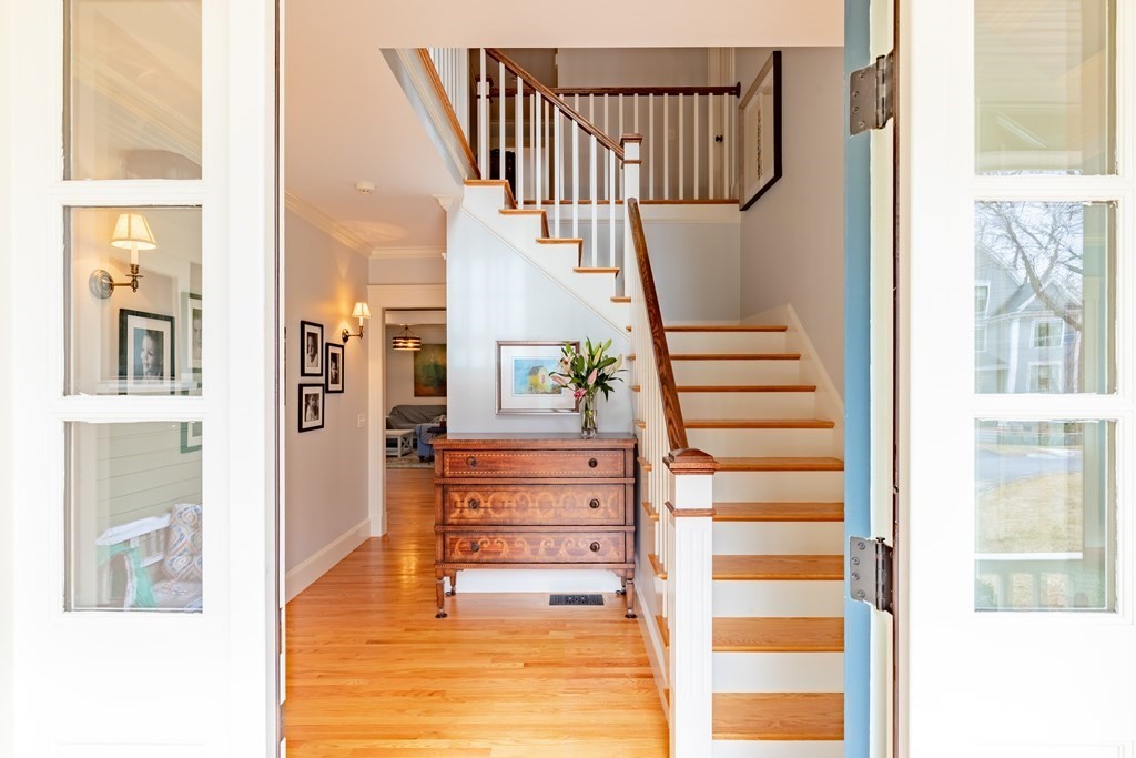 56 Pilgrim Road Concord, MA 01742 - Photo 2 of 21