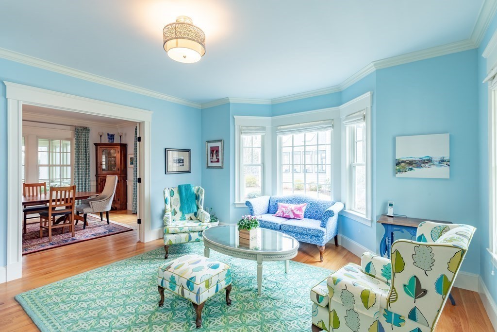 56 Pilgrim Road Concord, MA 01742 - Photo 10 of 21