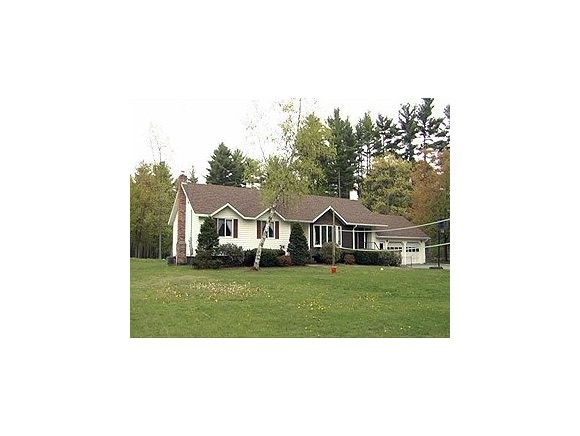 52 Auburn Road Londonderry, NH 03053 - Photo 1 of 1