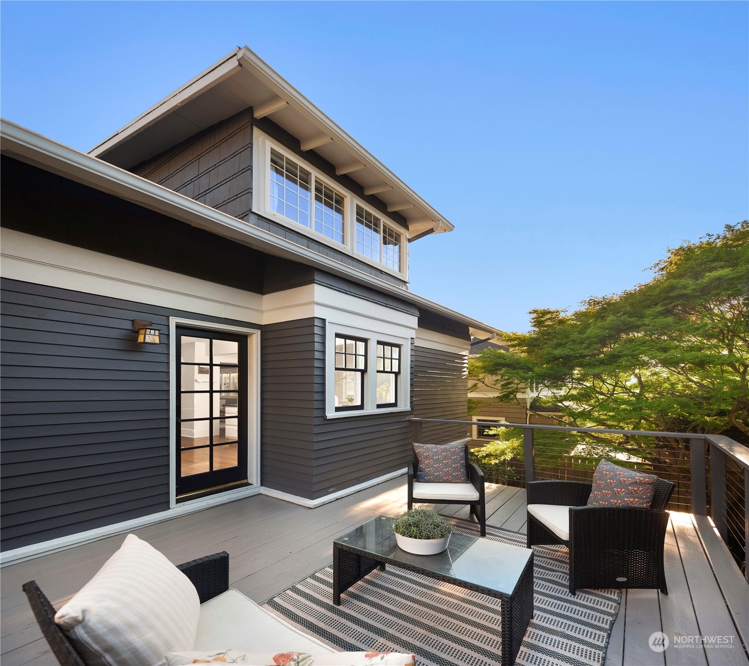 718 West Howe Street Seattle, WA 98119 - Photo 23 of 36 Gallery Image 23