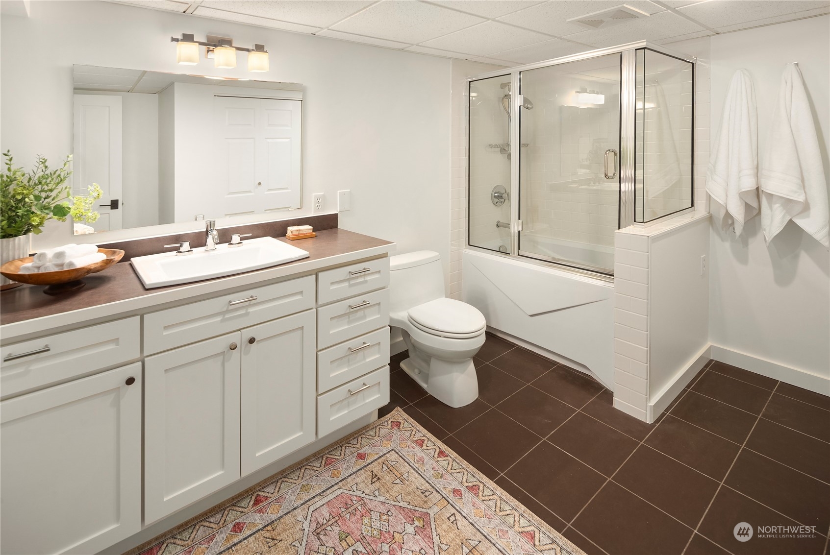 718 West Howe Street Seattle, WA 98119 - Photo 34 of 36 Gallery Image 34