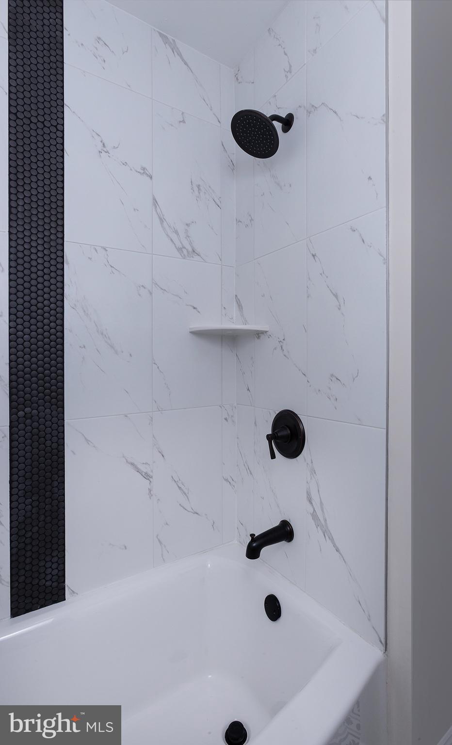 8050 Chambers Hill Road Harrisburg, PA 17111 - Photo 19 of 48