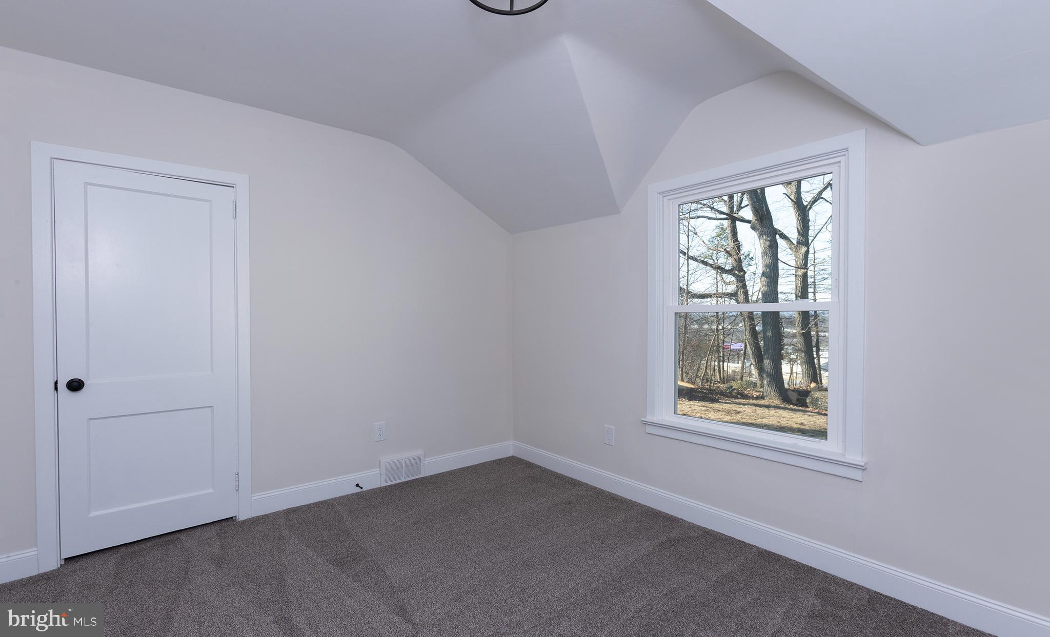 8050 Chambers Hill Road Harrisburg, PA 17111 - Photo 22 of 48