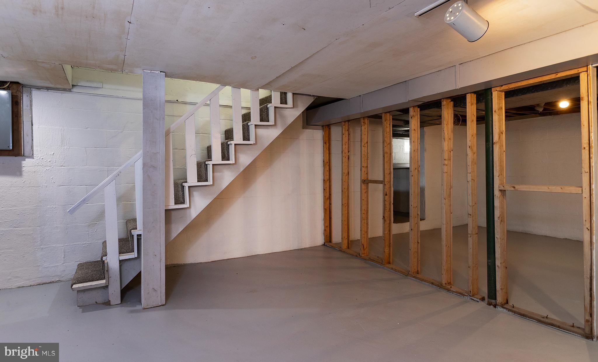 8050 Chambers Hill Road Harrisburg, PA 17111 - Photo 31 of 48