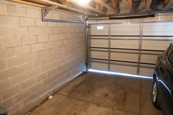 $950,000 | 940 North Wolcott Avenue, Unit 1, Chicago, IL 60622