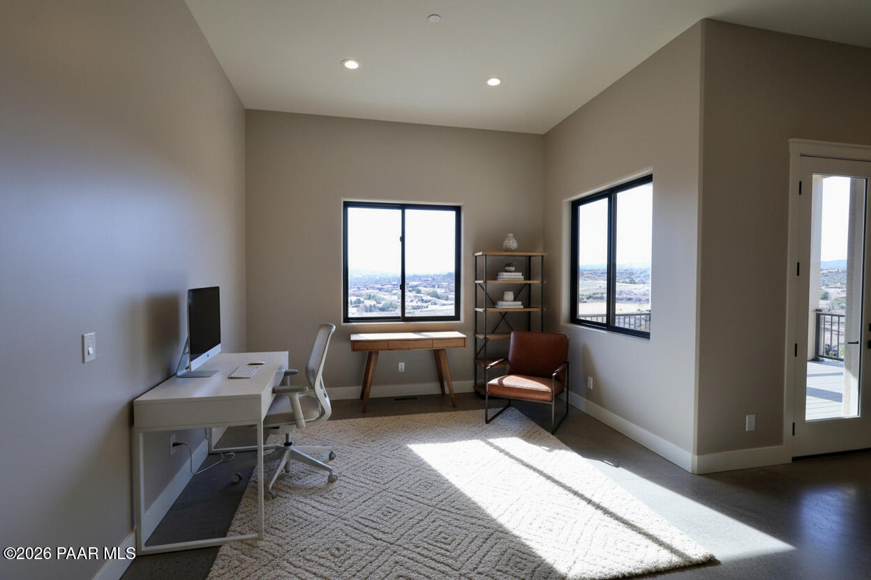 1941 Ventnor Circle Prescott, AZ 86301 - Photo 32 of 41 a bedroom with a workspace