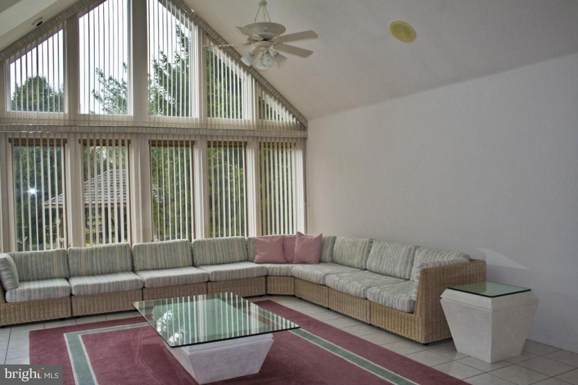 511 Stonehenge Drive Lititz, PA 17543 - Photo 7 of 18 Gallery Image 7