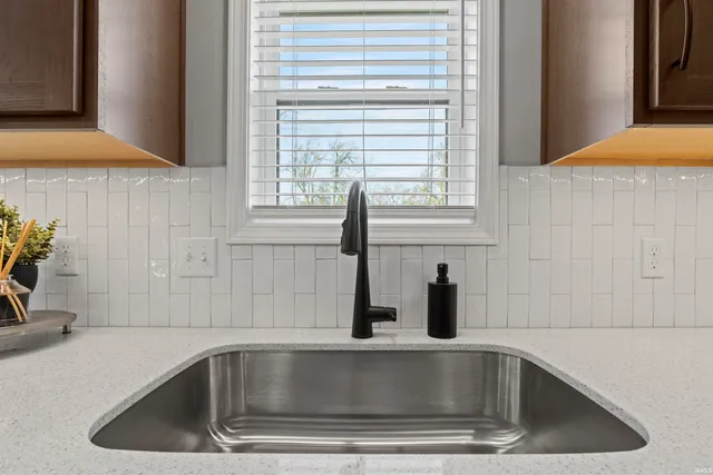 $362,461 | 3842 Shadowood Lakes Trail, Fort Wayne, IN 46818