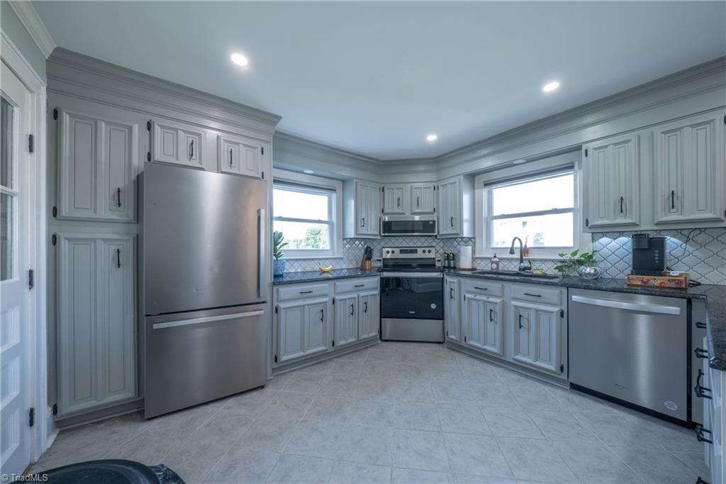6618 Westfield Road Westfield, NC 27053 - Photo 10 of 45