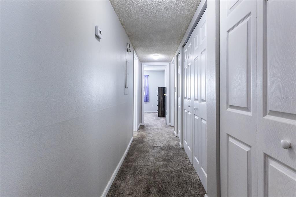6519 West Newberry Road, Unit 805 Gainesville, FL 32605 - Photo 27 of 39 a view of hallway