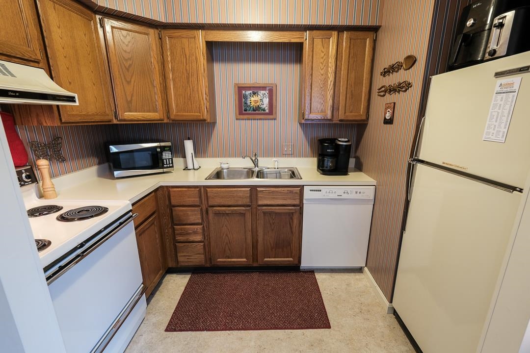 46 Dublin Road, Unit B1 Plymouth, VT 05149 - Photo 27 of 31 Gallery Image 27