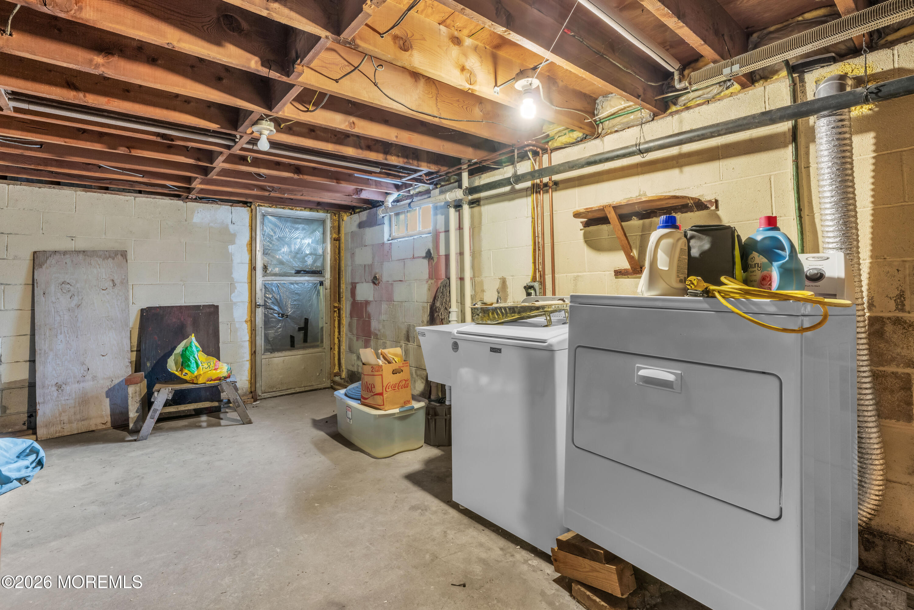 511 Robin Hood Road Brick, NJ 08724 - Photo 19 of 30 a view of living room with washer and dryer