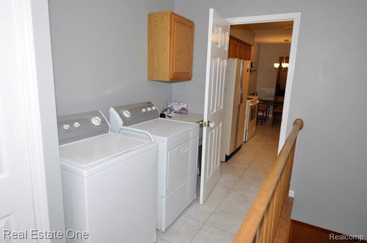 950 Ridge Court, Unit 142 Brighton, MI 48116 - Photo 22 of 23 Laundry EL