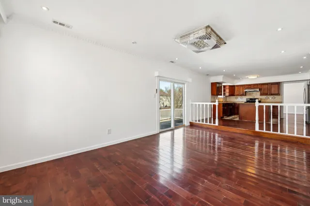 $525,000 | 1986 Greentree Road, Cherry Hill, NJ 08003