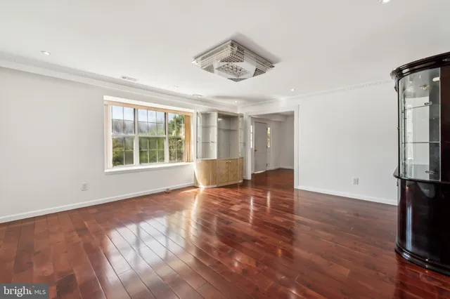 $525,000 | 1986 Greentree Road, Cherry Hill, NJ 08003