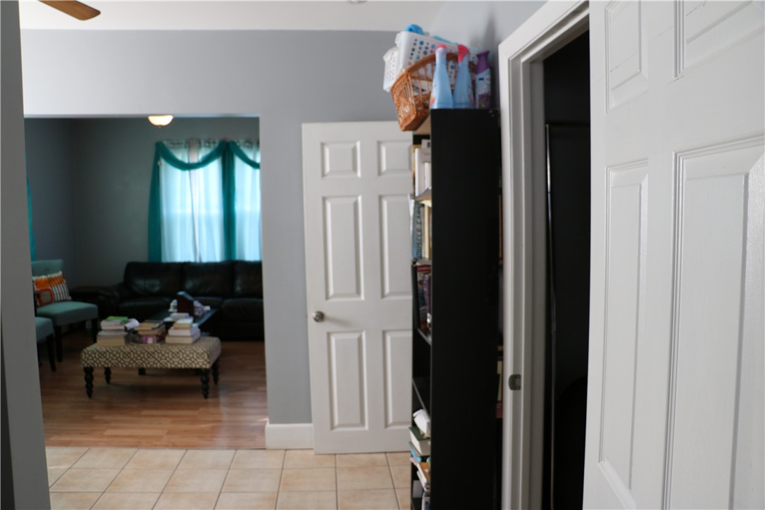 156 Sisson Street Pawtucket, RI 02860 - Photo 11 of 46