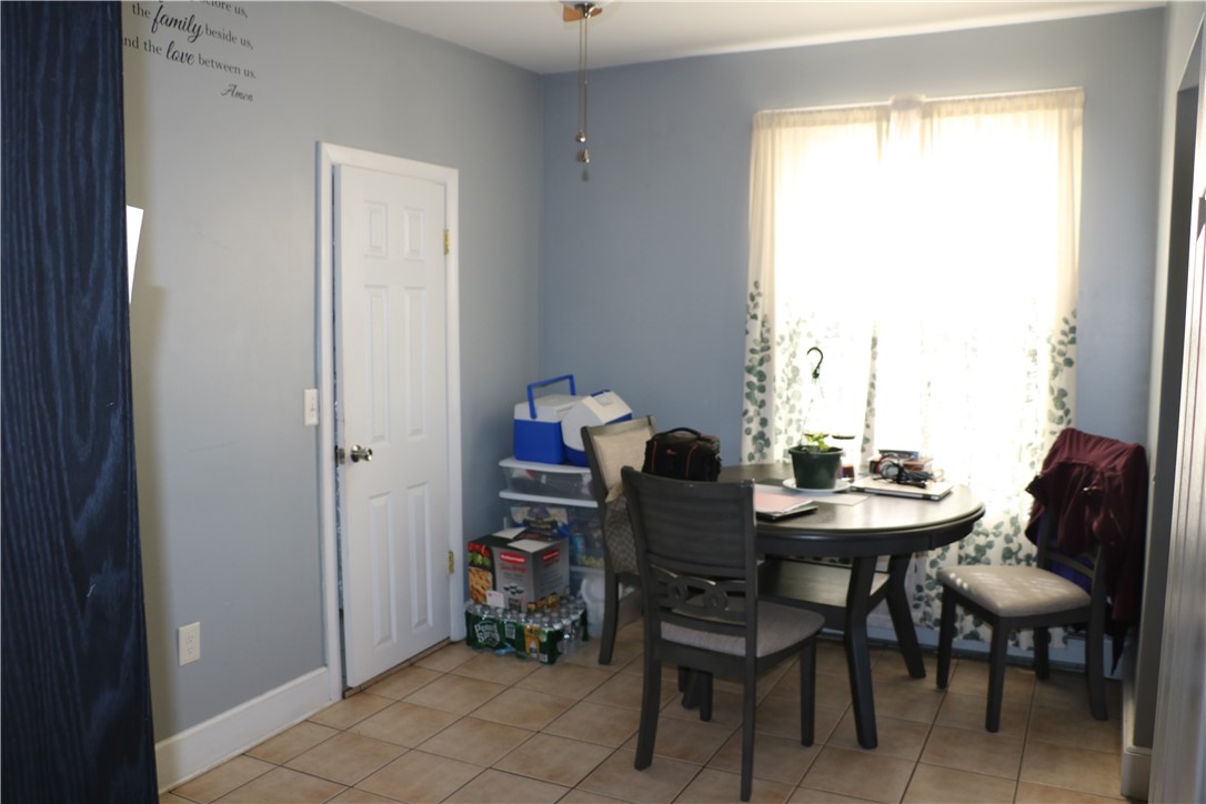 156 Sisson Street Pawtucket, RI 02860 - Photo 15 of 46