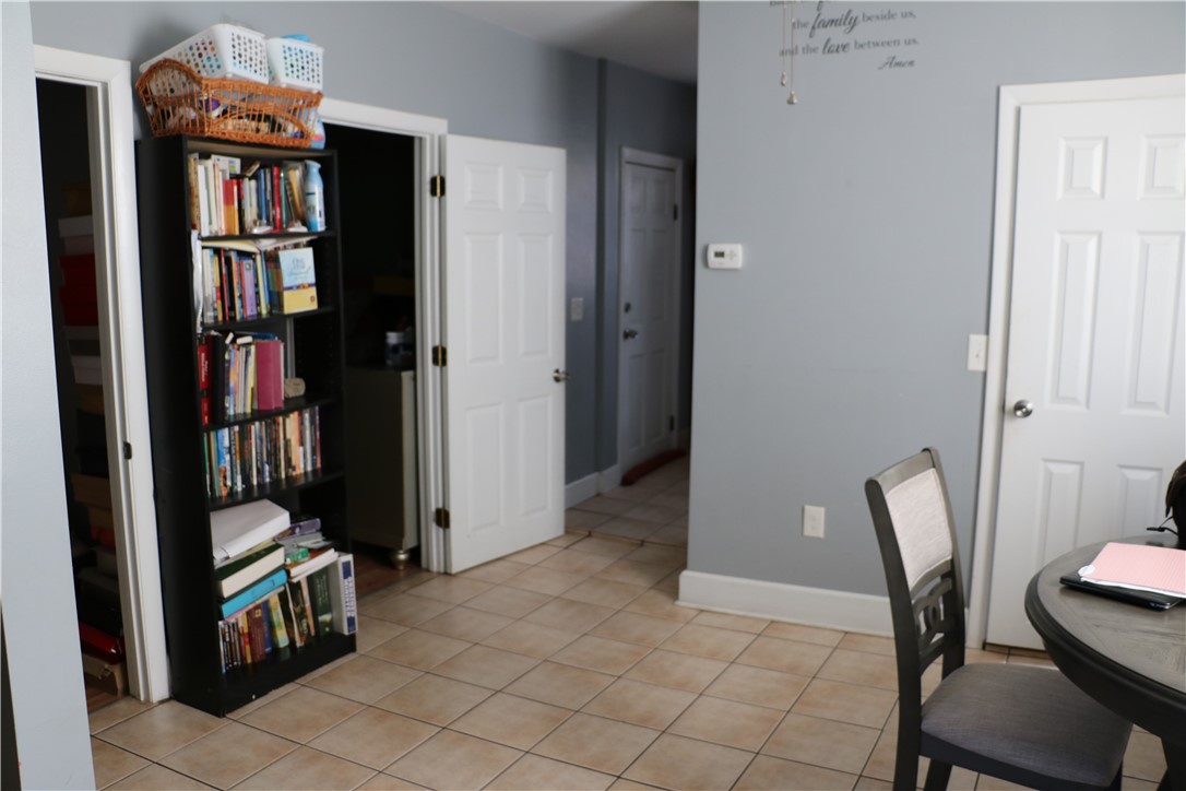 156 Sisson Street Pawtucket, RI 02860 - Photo 16 of 46